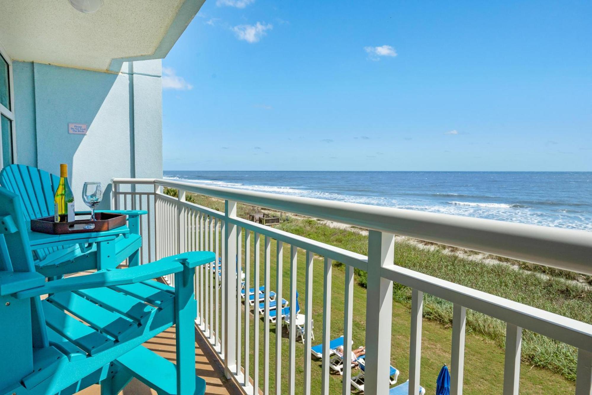 Ferienhaus 2501 S Ocean Blvd, 0211 - Ocean Front Sleeps 8