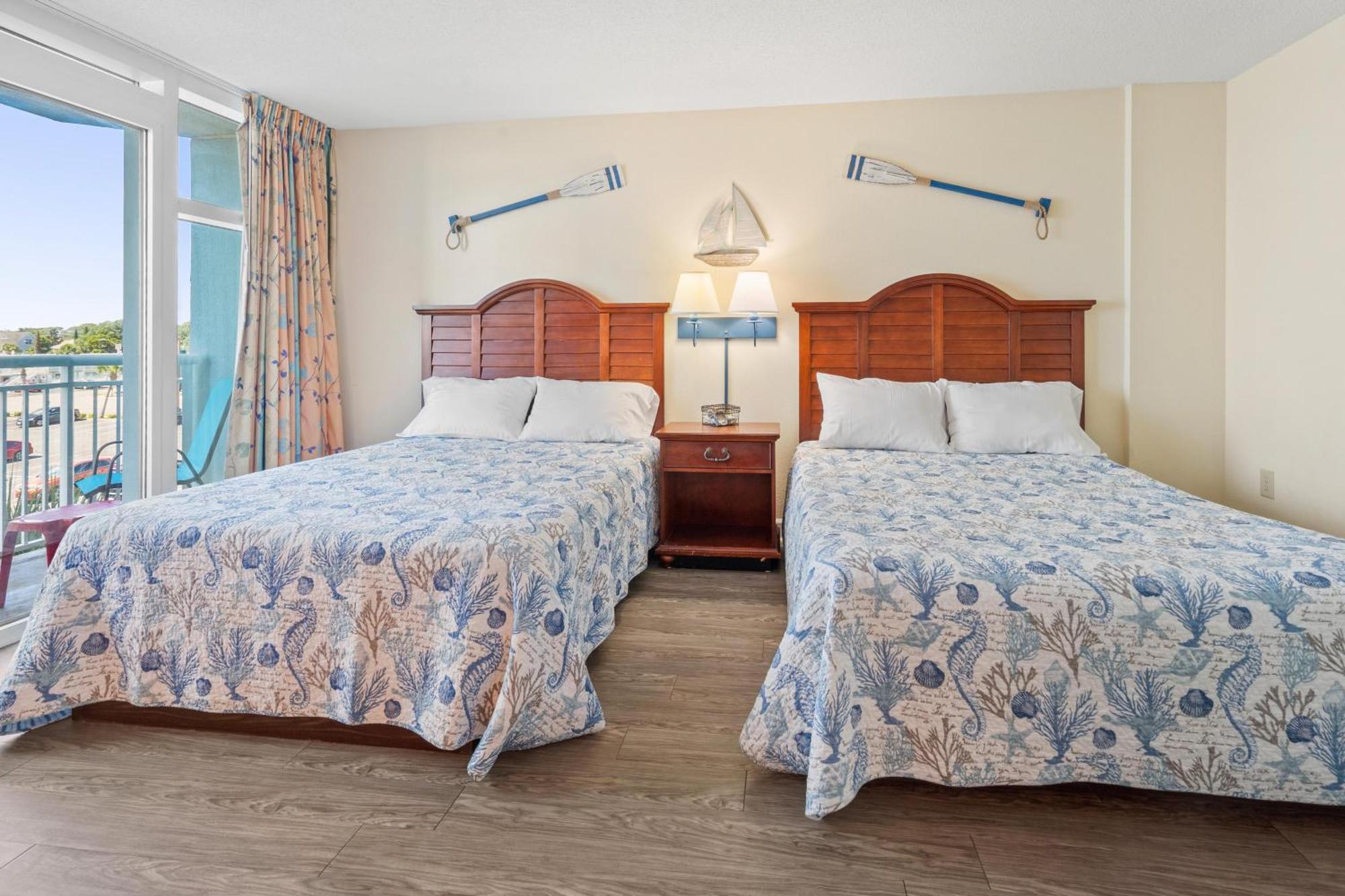 Ferienhaus 2501 S Ocean Blvd, 0211 - Ocean Front Sleeps 8 Myrtle Beach