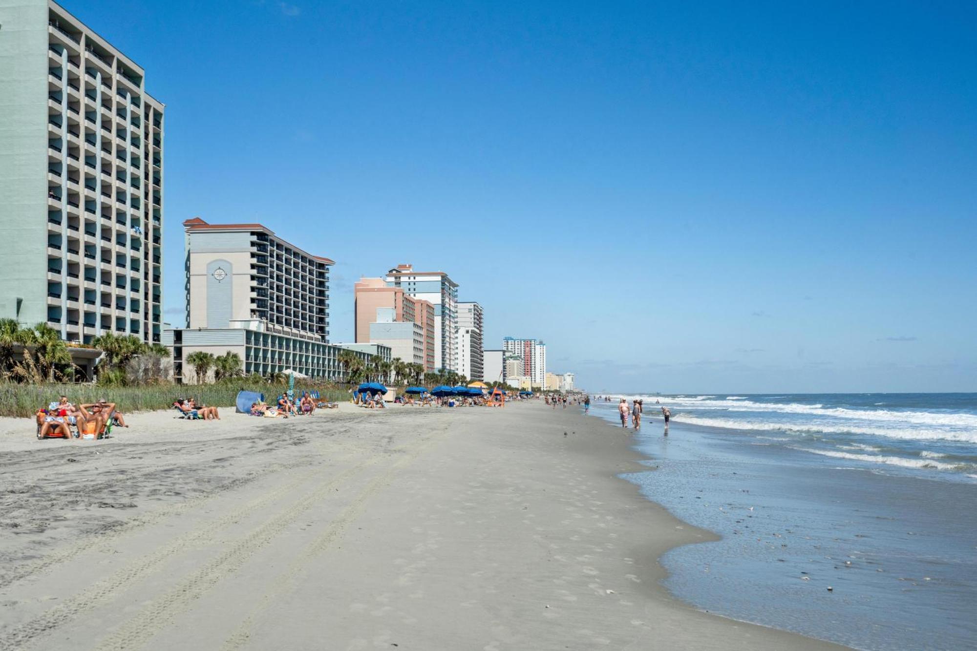2501 S Ocean Blvd, 0211 - Ocean Front Sleeps 8 Ferienhaus